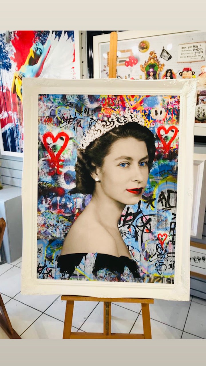 Elizabeth delux edition - Chloe Rox Design - queen - UK Art